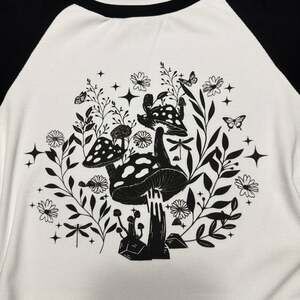 Remidoo Women's Mushroom Crop Top  Short Sleeve Graphic T-Shirt